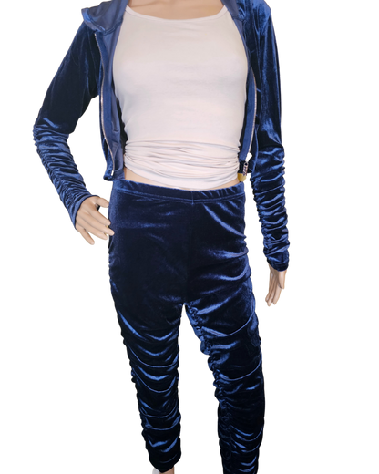 small-large blue valour 2 pc set. the top is crop with a hood and zipper.