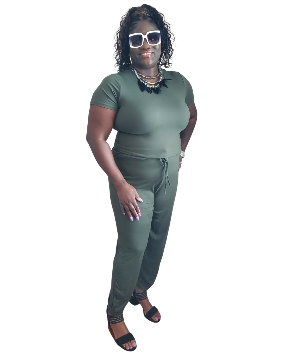 fan favorite. small-large olive green soft material 2 pc short sleeve shirt and loose-fitting pains with a stretch. has a jogger look at the bottom of the pants